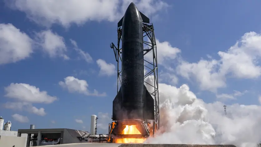 SpaceX, Starship ile ilk ticari kargo görevini başarıyla tamamladı